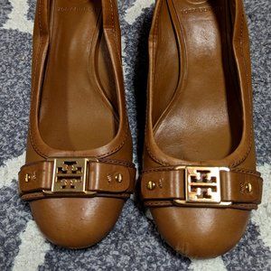 6 Tory Burch Brown Leather Wedge